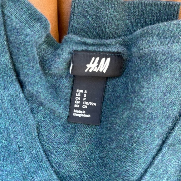 H&M Green Men’s S Sweater Green - Picture 2 of 3